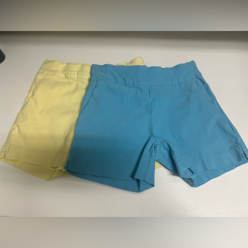 NWOT Women's Blue and Yellow Shorts
